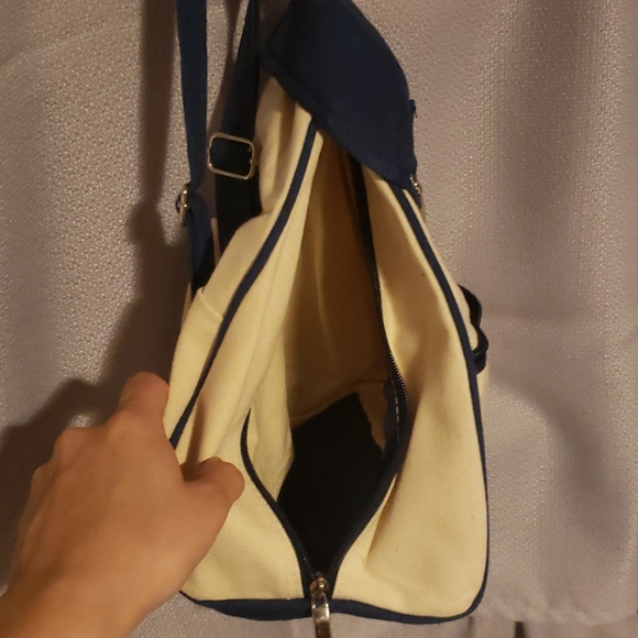 Small backpack 🎒 - Picture 6 of 6